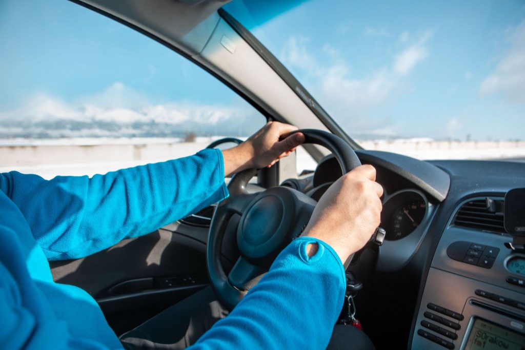 Choosing the Best Method Open vs. Enclosed vs. Single-Vehicle Choosing the Best Method: Open vs. Enclosed vs. Single-Vehicle