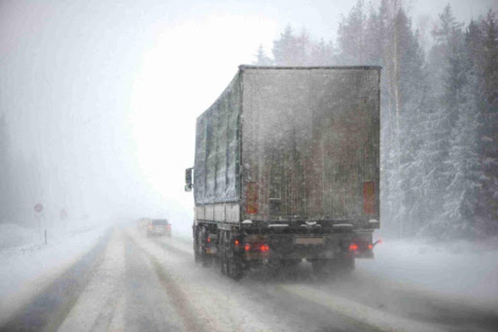 Best Transport Method for Extreme Weather Shipping (1)