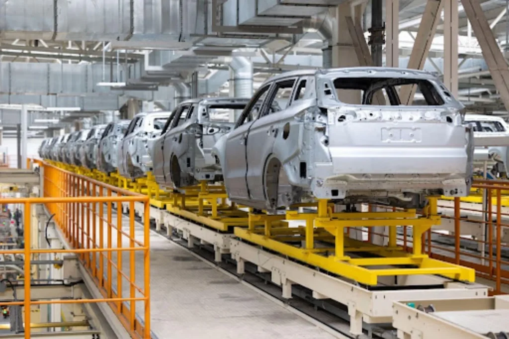 OEM-to-Dealership Vehicle Logistics: How It Works OEM-to-dealership vehicle logistics beginning at the automotive assembly line before nationwide vehicle distribution.